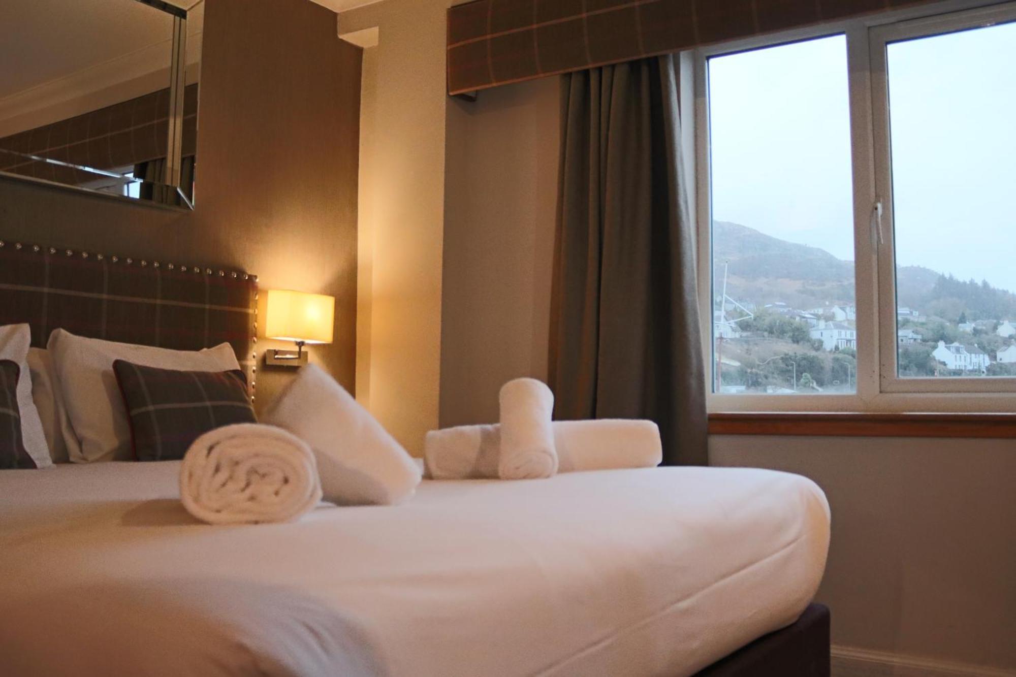 Anchor Hotel And Seabed Restaurant ทาร์เบิร์ต ภายนอก รูปภาพ