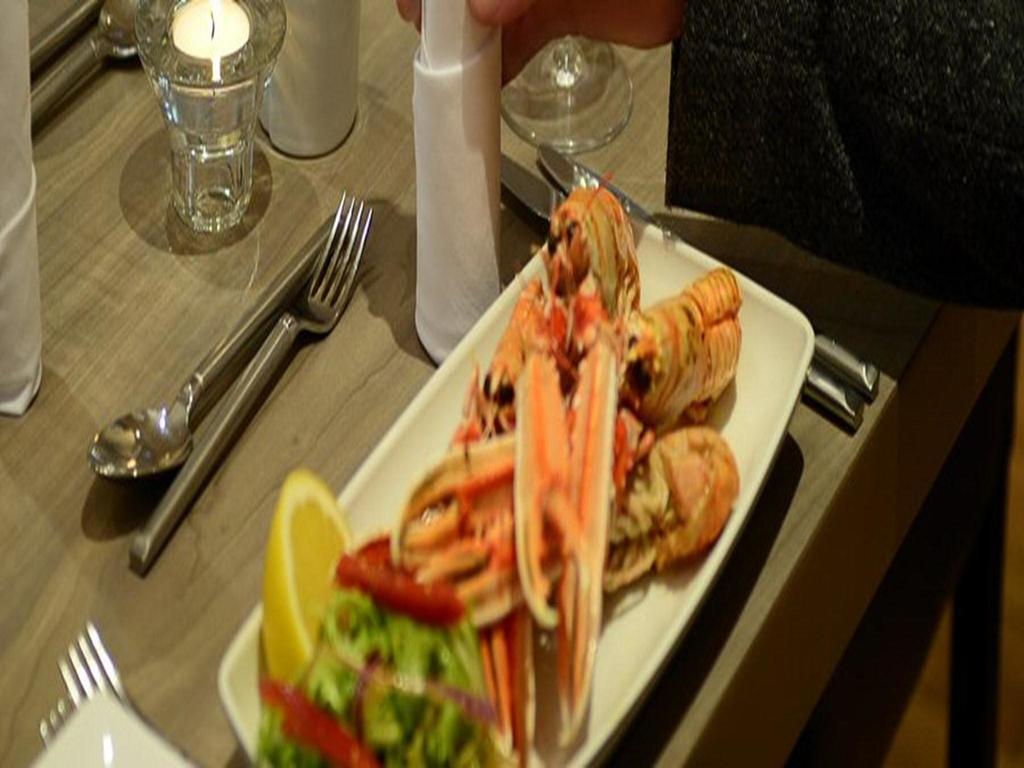 Anchor Hotel And Seabed Restaurant ทาร์เบิร์ต ภายนอก รูปภาพ